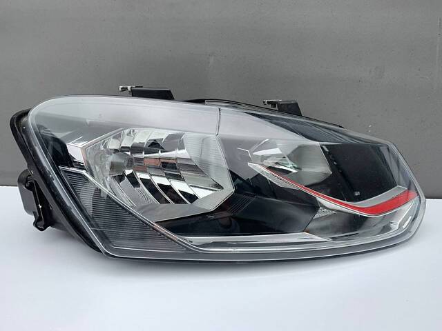 Фара передняя правая Volkswagen Golf 7 Sportsvan 2014-2020 ксенон - Фото 1