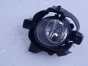 Фара передняя противотуманная правая Nissan Qashqai 2007-2014, оригинал, б.у., 261508990A