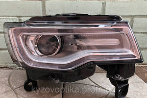 Фара права для Jeep Grand Cherokee 2013- (Depo) ХРОМ. XENON + LED EUR