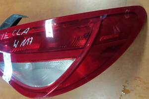 Фара права зад mercedes cla w117 a1179061800