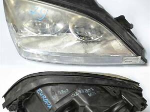 Фара правая электрокорректором белый поворот -06 921023E010 KIA Sorento BL 02-09
