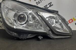 Фара правая Mercedes A2128202059