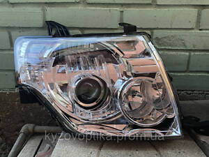 Фара правая Mitsubishi Pajero Wagon 4, (Паджеро Вагон 4) 2007-2014 (Depo)