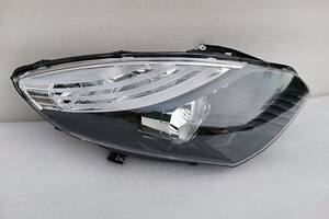 Фара правая Renault Scenic 2009-2012г.в. галоген Depo в отличном состоянии