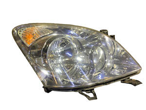 Фара правая с электрокорректором 07- 811300F060 TOYOTA Corolla Verso 04-09