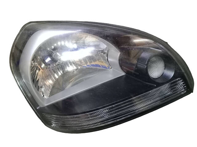 Фара права темна з електрокоректором 08- 921022E042 HYUNDAI Tucson JM 04-09