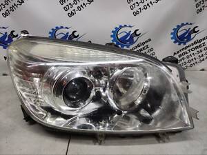 Фара правая Toyota RAV4 (2006-2011) 8113042311