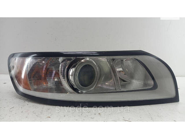 Фара правая Volvo S40 V50 2008-2012 гг 31299584