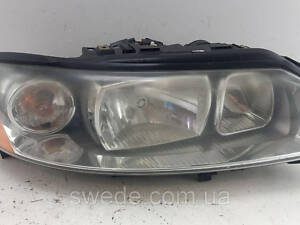 Фара правая Volvo S80 V70 2005-2008 30698836