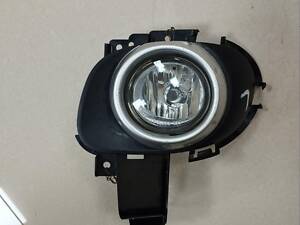 Фара протитуманна ліва з рамкою на Mazda 3 (хэтчбек, Sport type) 2003-2008р. - BP4P51690E, 11461009