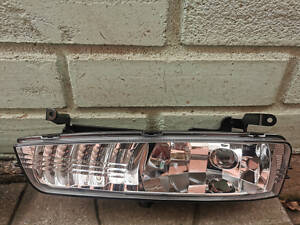 Фара противотуманная левая для Hyundai accent (хундай акцент) 2006-2010. (Depo).