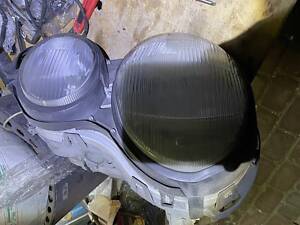 Фара рефлектор передняя правая mercedes w210