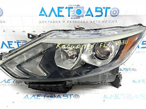 Фара в сборе передняя левая Nissan Rogue Sport 17-19 галоген, с креплениями, песок