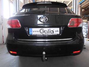 Фаркоп Toyota Avensis 2009-2015 седан, универсал Galia