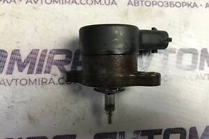 Редукційний клапан паливної рейки Fiat Doblo 1.3 MJTD 2000-2010 0281002584