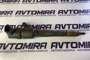 Форсунка топливна Fiat Doblo 1.3 MJTD 2011-2021 0986435102