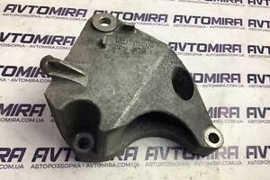 Кронштейн КПП Fiat Doblo 1.9 D 2000-2010 13112030