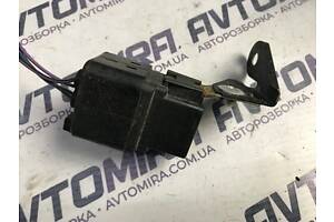 Реле вентилятора охолодження Fiat Punto 2009-2011 1.3JTD 46520438