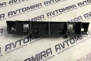 Кронштейн салону Fiat Punto 2009-2011 51840691