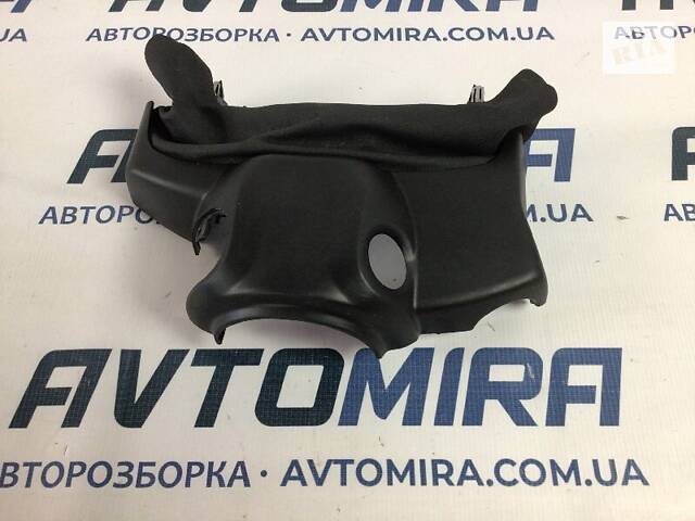 Кожух рулевой колонки верхний Fiat Punto 3 2005-2018 735417438