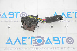 Фішка на блок ECU комп'ютер двигуна Nissan Rogue 14-20 коричнева