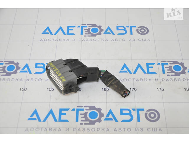 Фишка на блок ECU компьютер двигателя Mitsubishi Outlander 14-21 мала