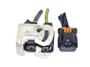 Фишка, разъем 2 шт. к насосу электро ГУР PEUGEOT 5008 09-16 (НОЖО 508) (б/н)