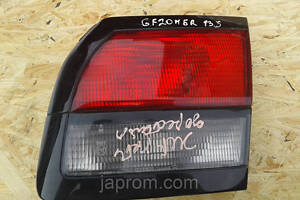 Фонарь крышки багажника правый Mazda 626 GF 1997-1999г.в. 5дв. хетчбек