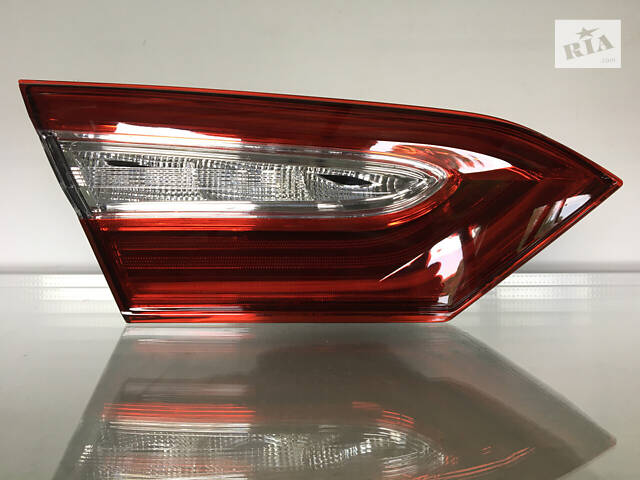 Фонарь LED внутренний Toyota Camry V70 2018-2020 USA левый 81590-06630 - Фото 1