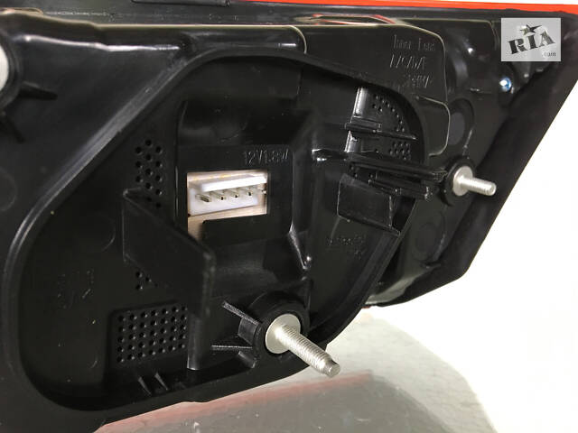 Фонарь LED внутренний Toyota Camry V70 2018-2020 USA левый 81590-06630 - Фото 7