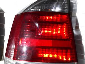 Фонарь, задний левый фонарь Opel Vectra C седан 2004