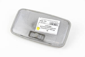 Фонарь потолочный центральный Toyota Camry 40 2006-2011 8124052040B0