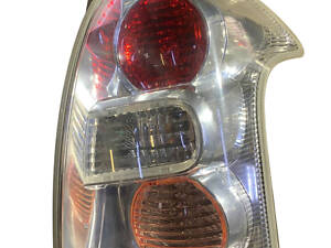 Фонарь правый 07- 815510F060 TOYOTA Corolla Verso 04-09