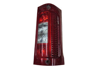 Фонарь правый дефект крипления CITROEN JUMPER 2002-2006 1328427080