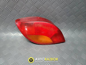 Фонарь стоп сигнал задний правый 97KG13N004BA, 1027391 на Ford Ka 1 1997-2008 год