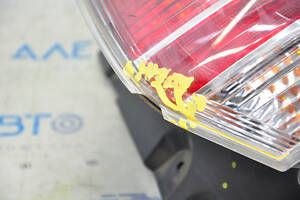 Фонарь внешний крыло правый Nissan Rogue 14-16 отломан уголок