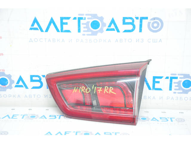 Ліхтар внутрішні двері багажника правий Kia Niro 17-19 LED