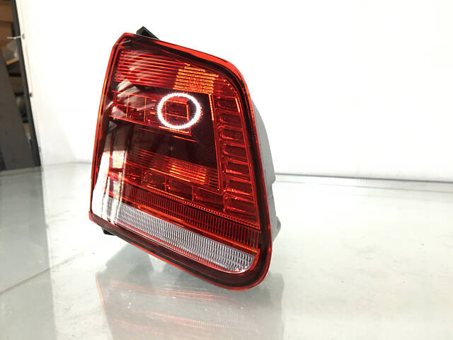 Фонарь внутренний крышка Led багажника правый VW Tiguan 12-17 5N0945094J, 5N0945094K - Фото 2