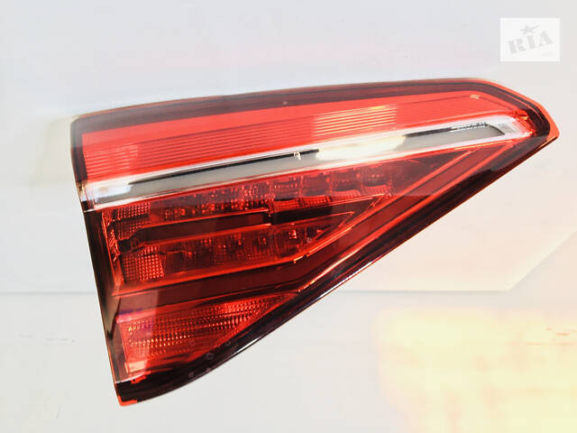 Фонарь внутренний левый LED VW Passat b8 16-19 USA 561945093F Дефект - Фото 1