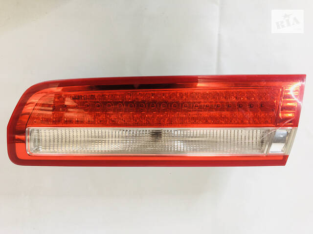 Фонарь внутренний правый Lincoln MKZ 10-12 оригинал б/у 9H6Z13404B