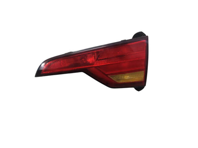 Фонарь внутренний правый универсал Европа 8W9945076 AUDI A4 15- - Фото 1