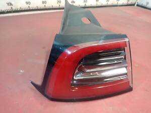 Фонарь заднего хода Задний левый, крыло, 4 пин Tesla Model Y 2021 дорест. 2019—н.в.