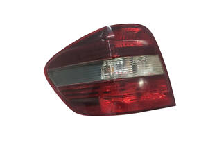 Фонарь задний левый A1648202164 MERCEDES-BENZ ML W164 05-11