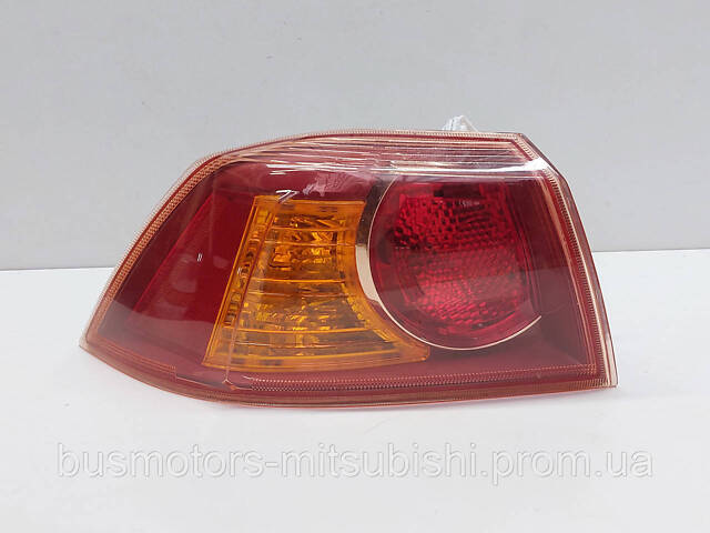 Фонарь задний левый внешний Mitsubishi Lancer X 2007-2015 8330A607 - Фото 1