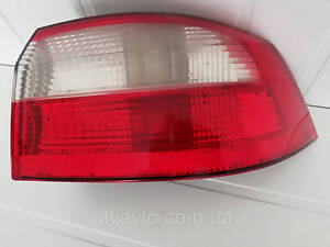 Фонарь задний правый Renault Laguna 8200002474 603888-V