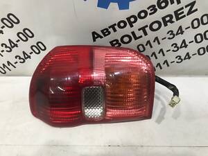 Фонарь задний правый Toyota RAV4 (2000-2005) 8155142040