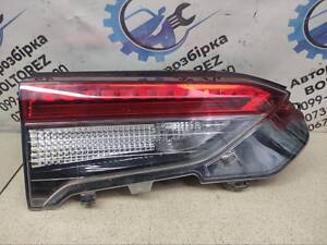 Фонарь задний внутренний левый Toyota RAV4 (2018-2024) 815900R060