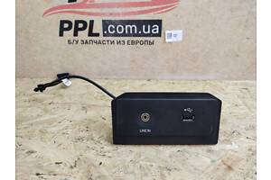 Ford Escape Mk3 2012-2019 Блок модуль разъем USB LINE IN CJ5T-14D202-FB