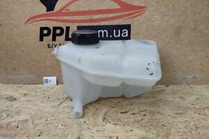 Ford Fiesta Mk6 2002-2008 Fusion расширительный бачок