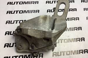 Кронштейн двигателя Ford Focus 1 1.4 1998-2005 7S7G6F001AB